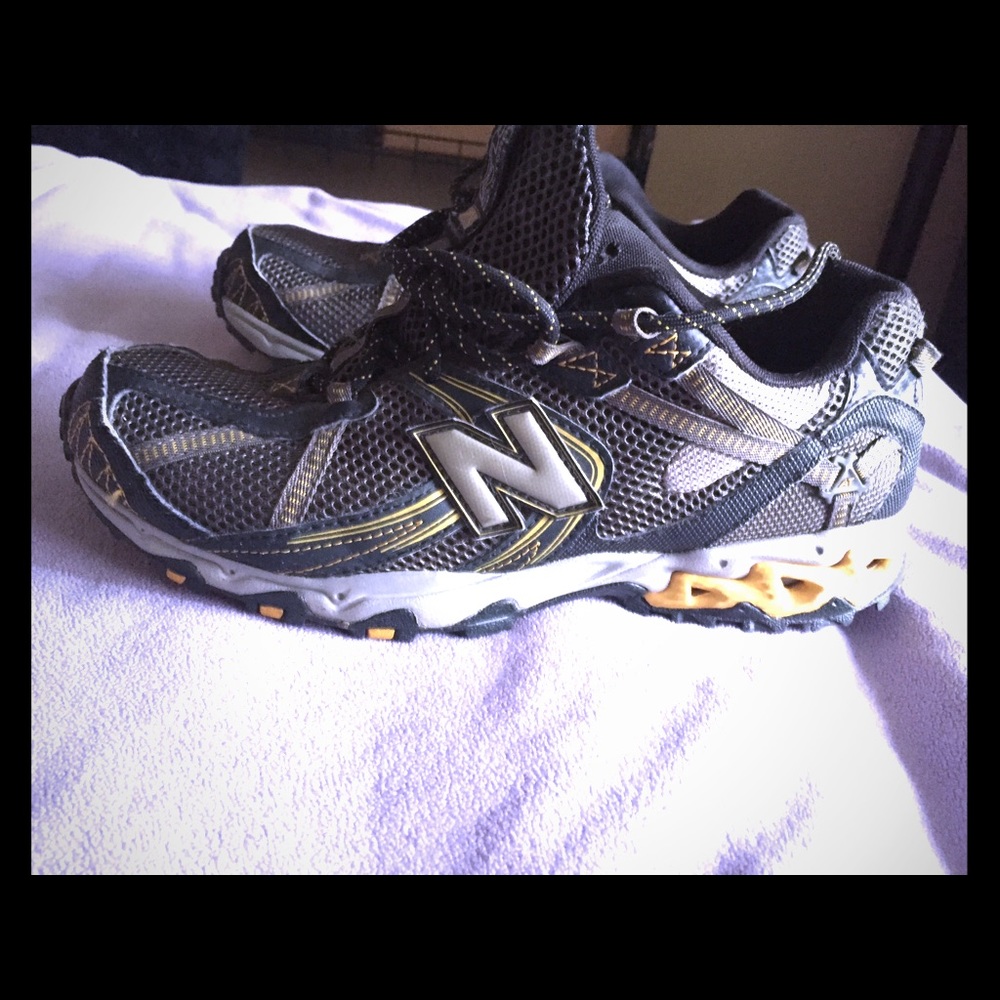 Nike sneakers size 8.5 like new